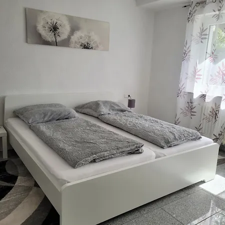 Nora Apartment *